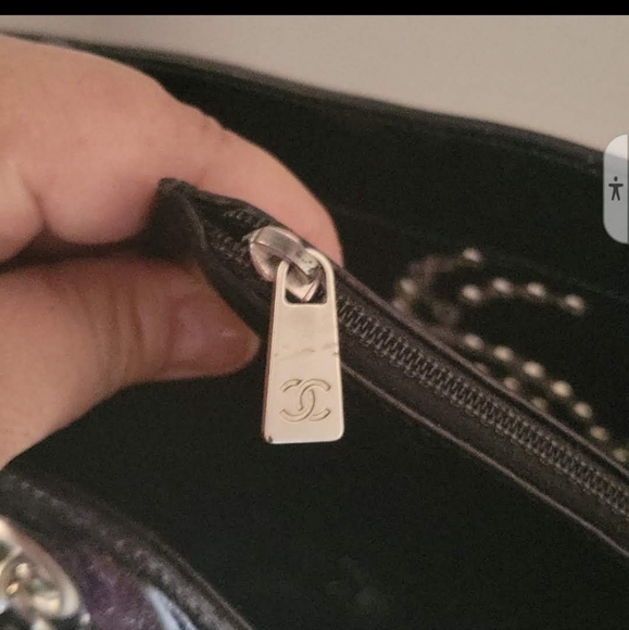 Designer CHANEL Patent Perforated Leather Triple CC Tote Bg with Pouch! - Picture 13 of 14